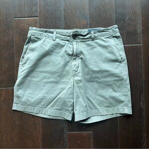 Vineyard Vines Island Shorts Mens 34 Green Cotton Flat Front Chino